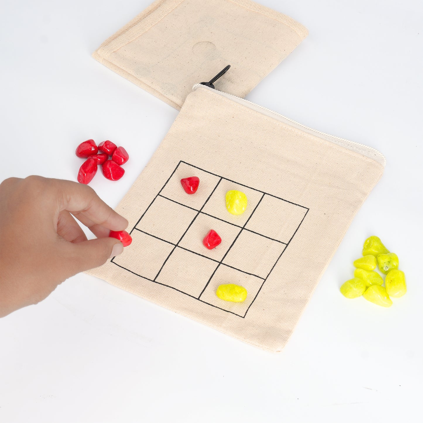 Charal + Tic-Tac-Toe